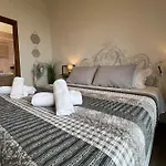 Panorama Bed & Breakfast 4*