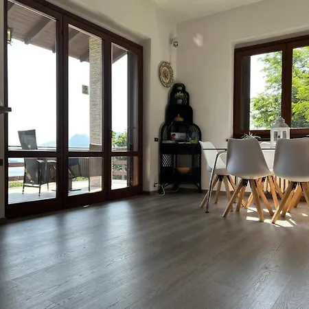 Panorama Couette-café Someraro